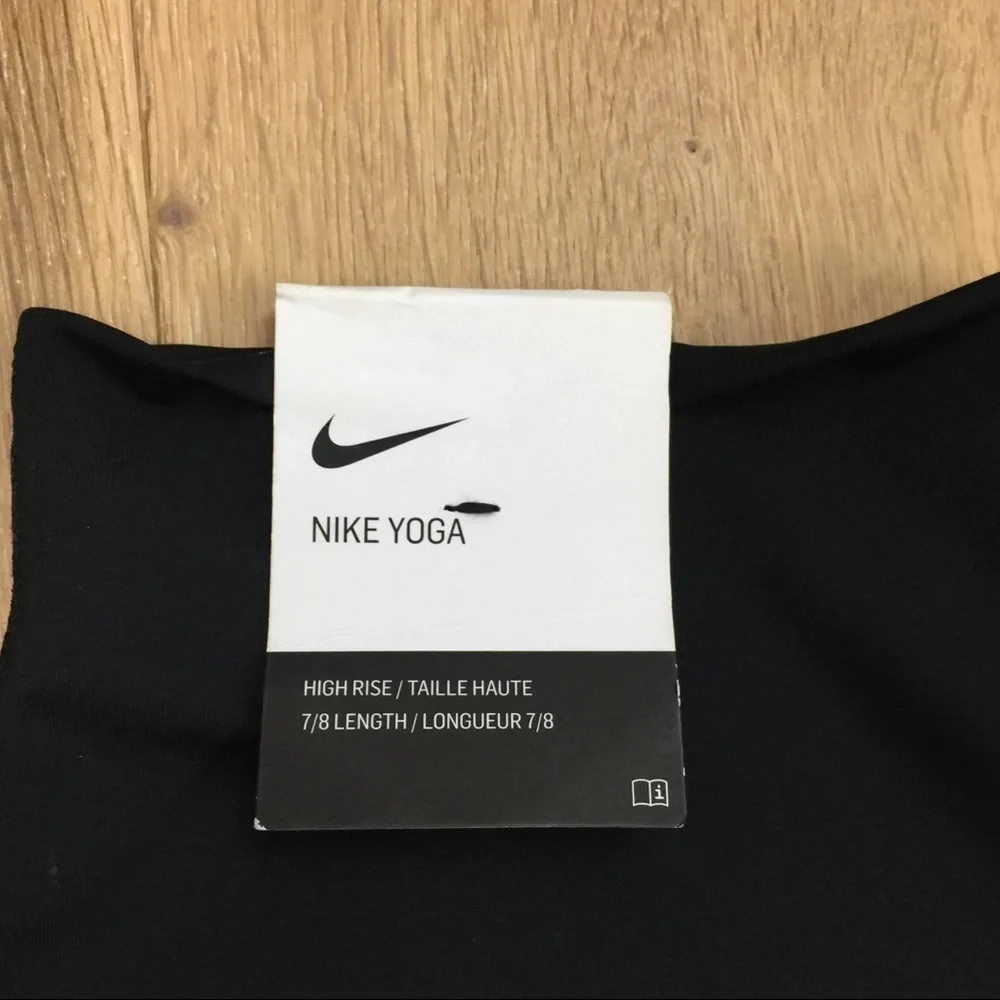NIKE Yoga NY Crochet High Rise Leggings Size Large